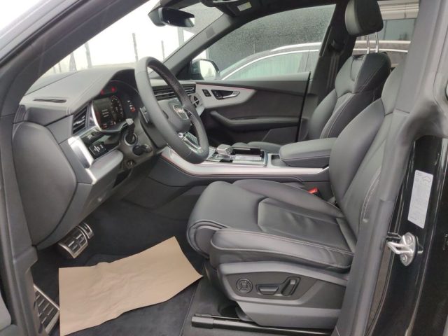 AUDI Q8 usata, con Alzacristalli elettrici