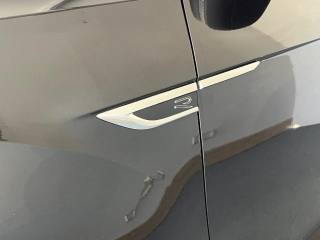 VOLKSWAGEN T-Roc usata, con Airbag testa