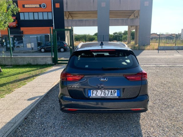 KIA Ceed usata, con Autoradio