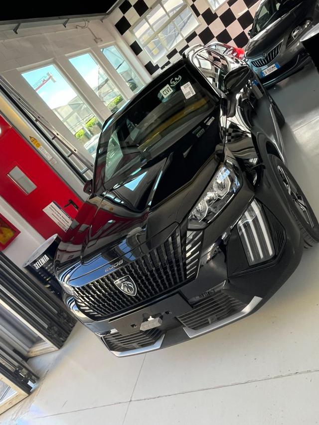 PEUGEOT 2008 usata, con Chiusura centralizzata