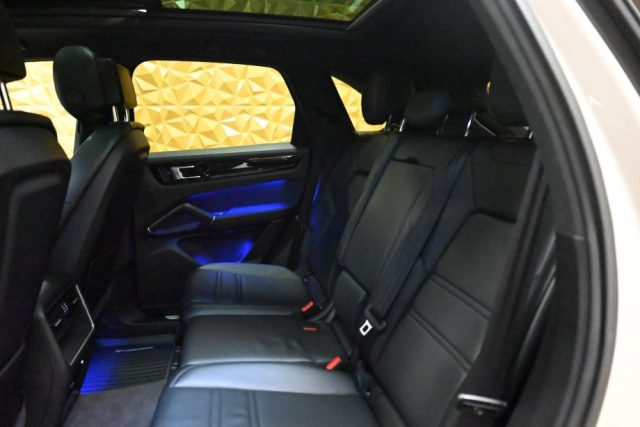 PORSCHE Cayenne usata 77