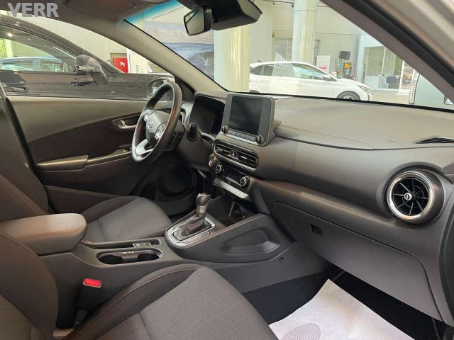 HYUNDAI Kona usata, con USB