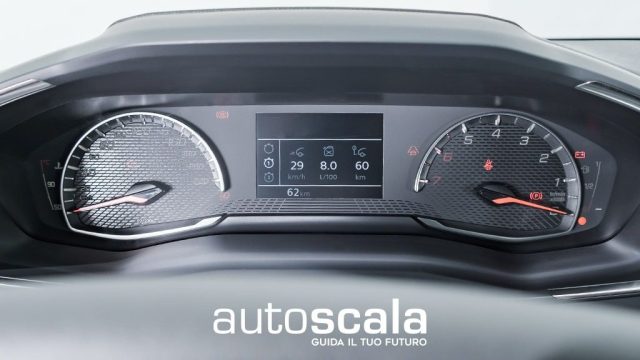 PEUGEOT 208 usata, con USB