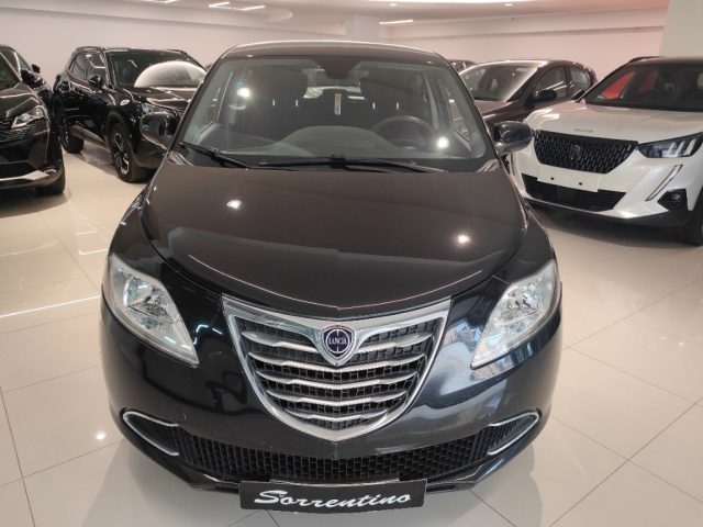 LANCIA Ypsilon usata, con Airbag
