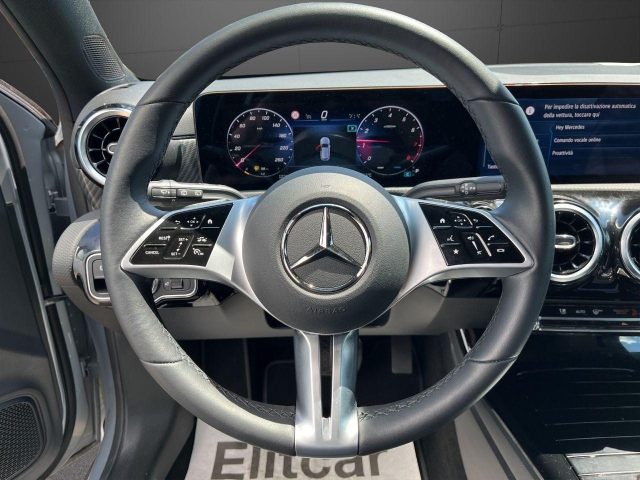 MERCEDES-BENZ A 180 usata, con Cruise Control