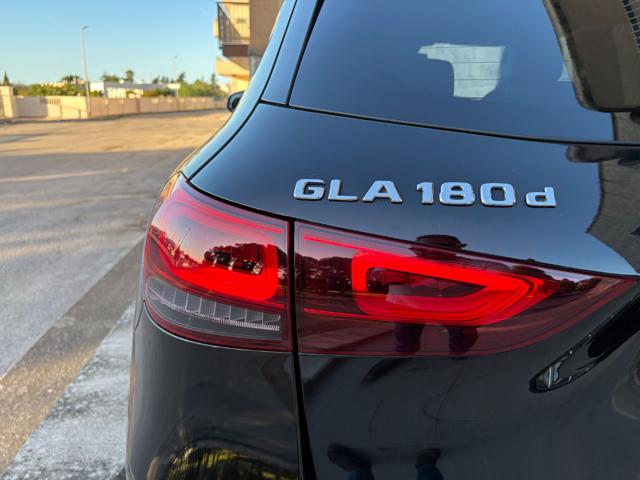 MERCEDES-BENZ GLA 180 usata, con Luci diurne LED