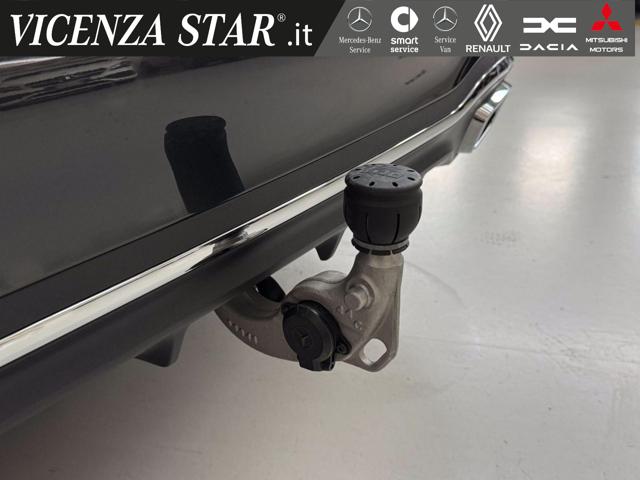 MERCEDES-BENZ C 220 usata, con Gancio traino