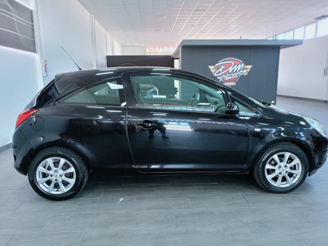 OPEL Corsa usata, con Airbag Passeggero