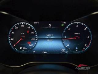 MERCEDES-BENZ GLC 220 usata 12