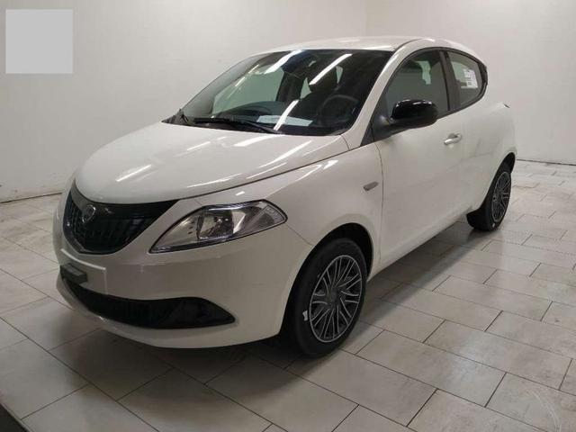 LANCIA Ypsilon usata, con Airbag laterali