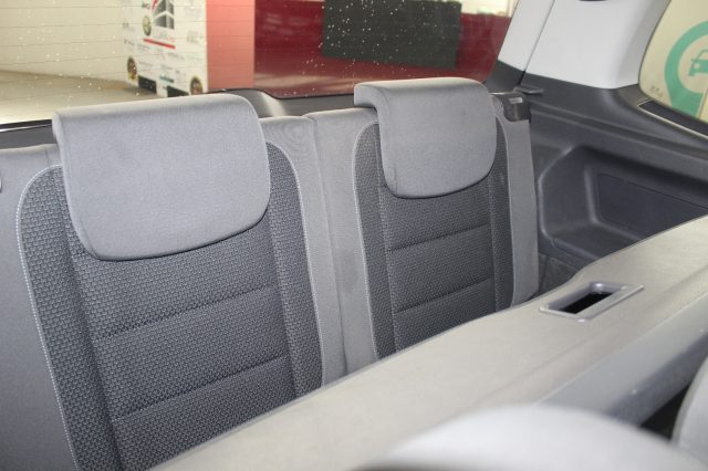 VOLKSWAGEN Touran usata, con Controllo trazione