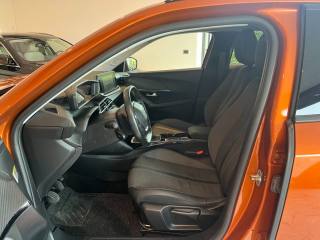 PEUGEOT 2008 usata, con Airbag laterali