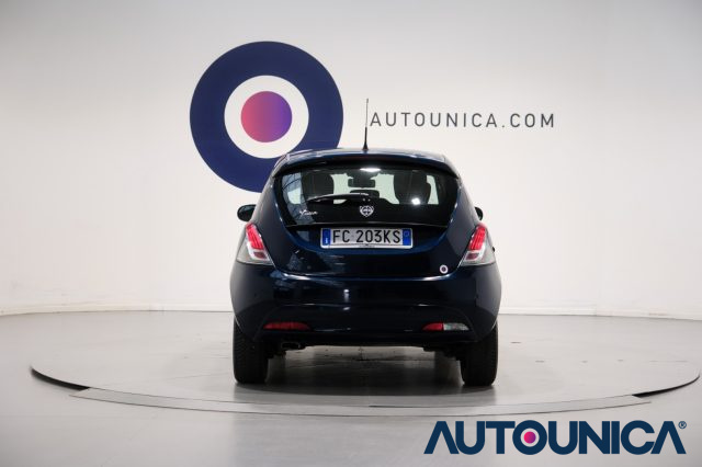 LANCIA Ypsilon usata, con Autoradio digitale