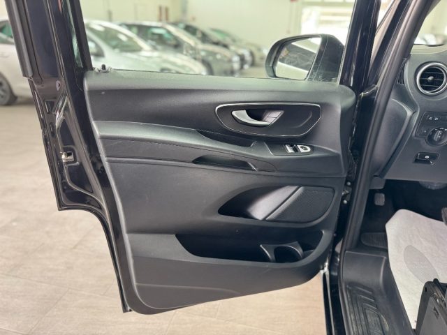 MERCEDES-BENZ Vito usata, con Controllo trazione