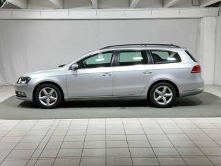 VOLKSWAGEN Passat usata, con Airbag