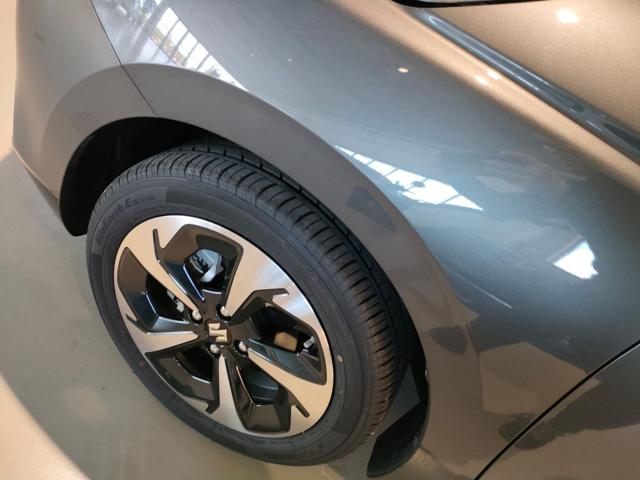 SUZUKI Swift usata, con Sedile posteriore sdoppiato