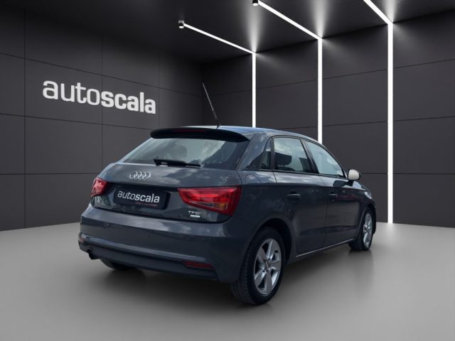 AUDI A1 usata, con Autoradio