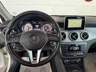 MERCEDES-BENZ GLA 200 usata 26