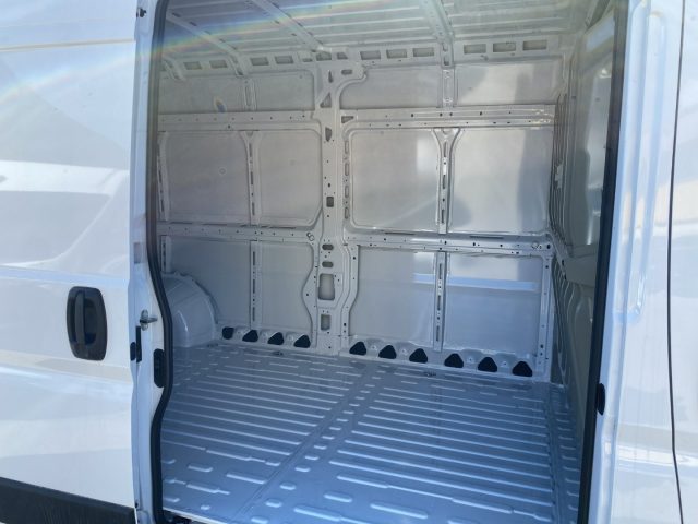 PEUGEOT Boxer usata 21