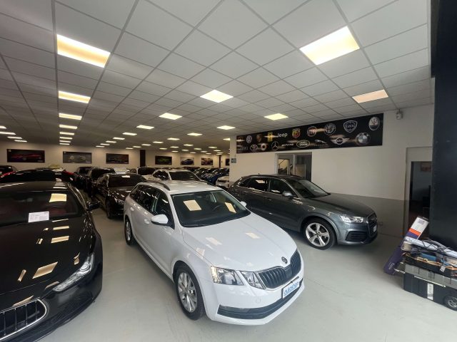 SKODA Octavia usata, con Airbag laterali