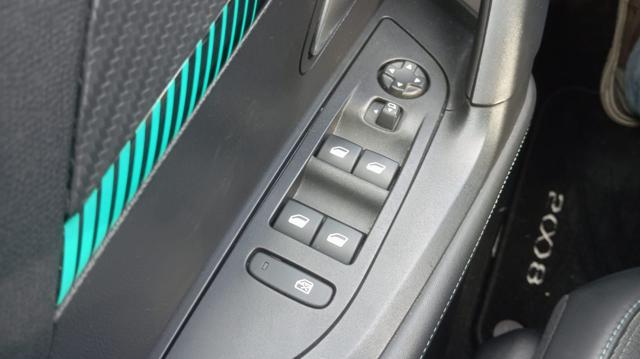 PEUGEOT 2008 usata, con Chiusura centralizzata telecomandata