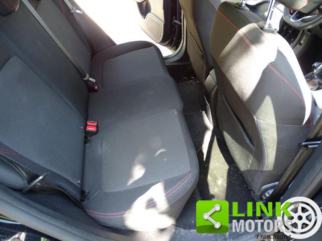 FORD Fiesta usata, con USB