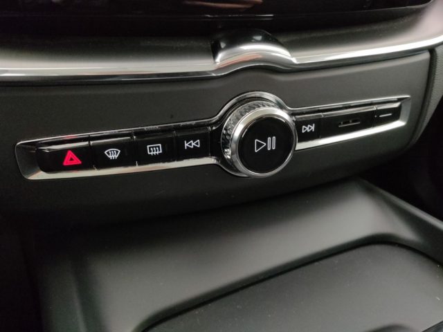 VOLVO XC60 usata, con Fari LED