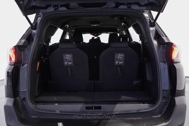PEUGEOT 5008 usata 39