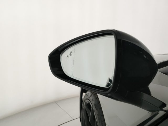 LOTUS Emeya usata, con Sedili riscaldati