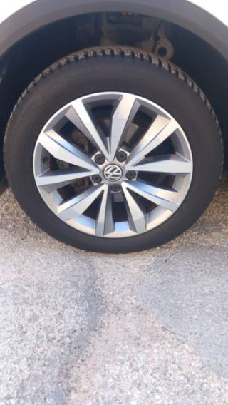 VOLKSWAGEN T-Roc usata, con Alzacristalli elettrici