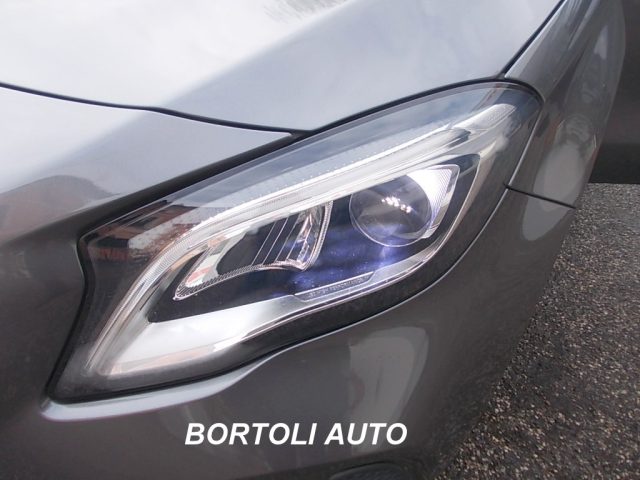 MERCEDES-BENZ GLA 200 usata, con Cronologia tagliandi