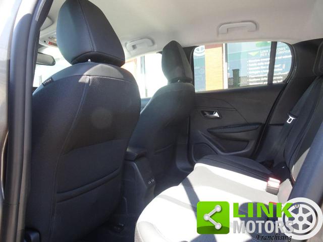 PEUGEOT 208 usata, con Leve al volante