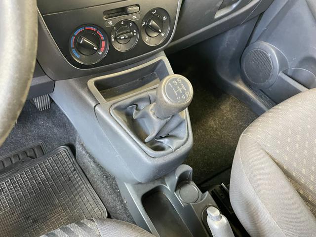 PEUGEOT Bipper usata 15