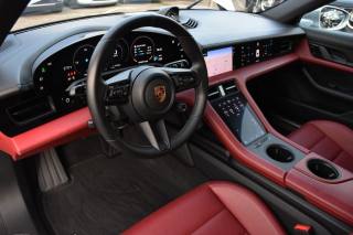 PORSCHE Taycan usata, con Autoradio