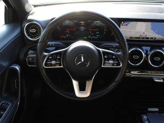 MERCEDES-BENZ A 250 usata, con Touch screen
