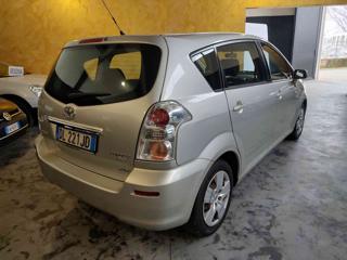 TOYOTA Corolla Verso usata, con Alzacristalli elettrici