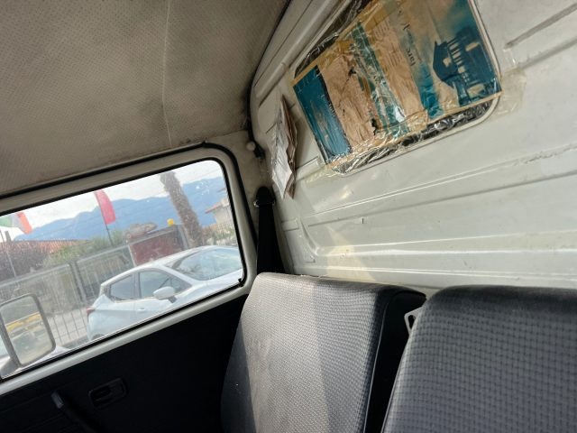 VOLKSWAGEN Transporter usata 10