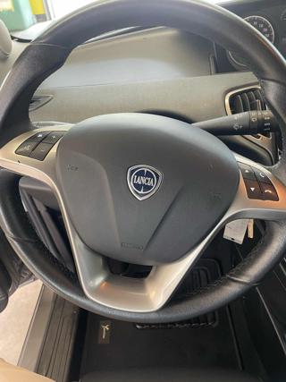 LANCIA Ypsilon usata, con Sedile posteriore sdoppiato