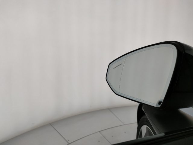 VOLVO EX30 usata, con Luci diurne LED