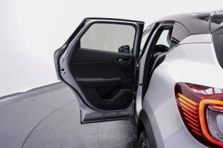 RENAULT Captur usata, con Telecamera per parcheggio assistito