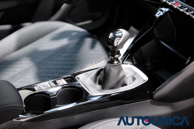 PEUGEOT 2008 usata, con Airbag testa