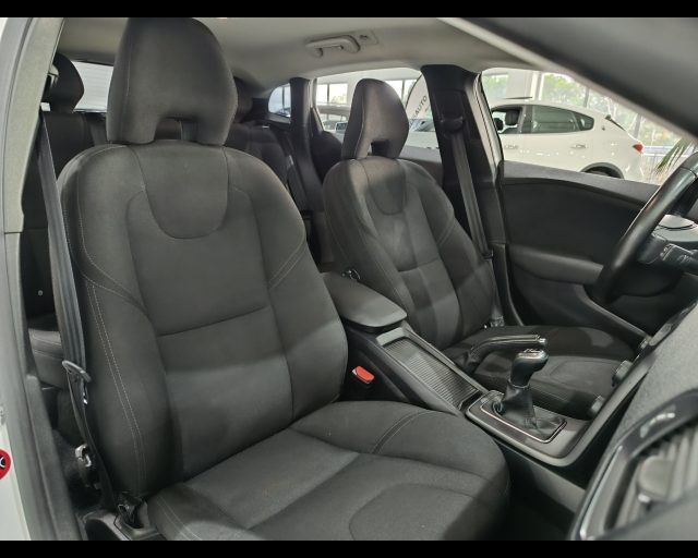 VOLVO V40 usata, con Frenata d