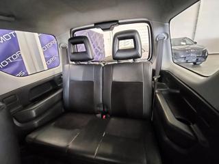 SUZUKI Jimny usata, con Servosterzo