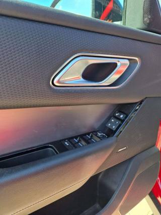 LAND ROVER Range Rover Velar usata, con Sedili riscaldati