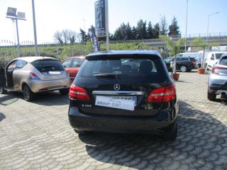 MERCEDES-BENZ B 180 usata, con Autoradio