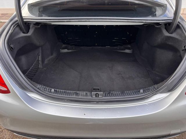 MERCEDES-BENZ C 220 usata, con Autoradio