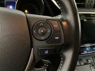 TOYOTA Auris usata, con Specchietti laterali elettrici