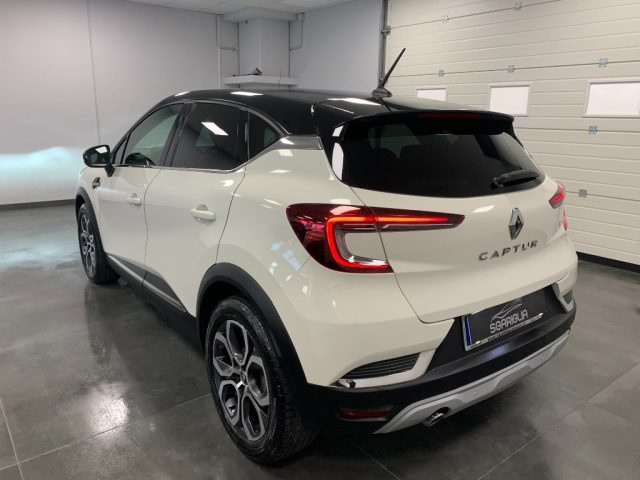 RENAULT Captur usata, con Autoradio