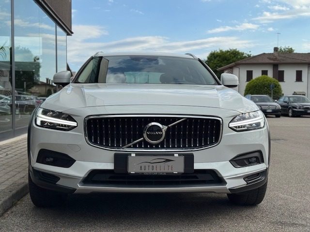 VOLVO V90 Cross Country usata, con Airbag