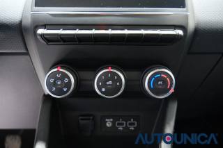 RENAULT Clio usata, con Specchietti laterali elettrici